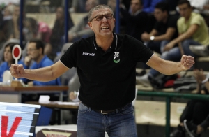 Il coach biancoverde Giulio Griccioli (foto Mens Sana Basket 1871)