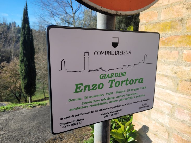 Parco Enzo Tortora Siena