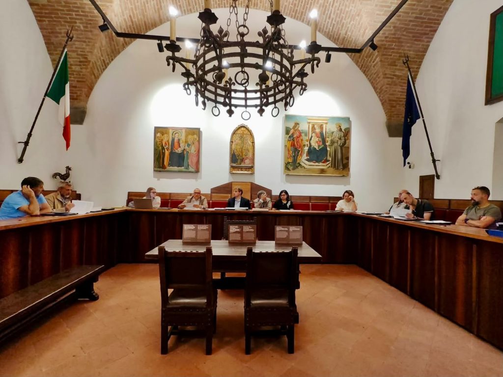 CASTELLINA: DAL BILANCIO NUOVE RISORSE PER SCUOLE, BIBLIOTECA E SERVIZI