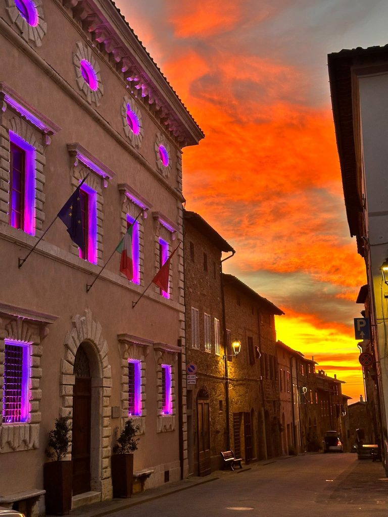 OTTOBRE ROSA A BELFORTE: OLTRE CENTO PERSONE AL PRANZO SOLIDALE DEL CIRCOLO ARCI