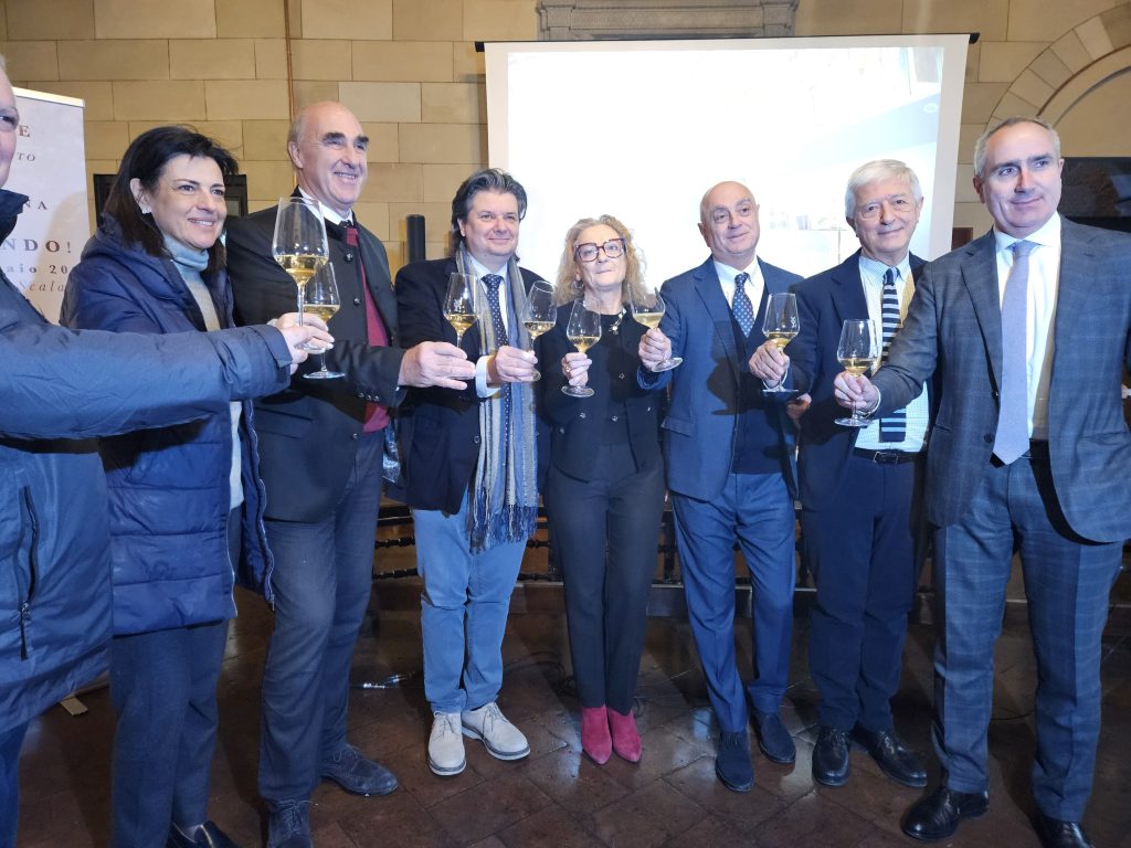 WINE & SIENA 2027, IL COMUNE CONFERMA IL SOSTEGNO ALL'EVENTO AL SANTA MARIA DELLA SCALA