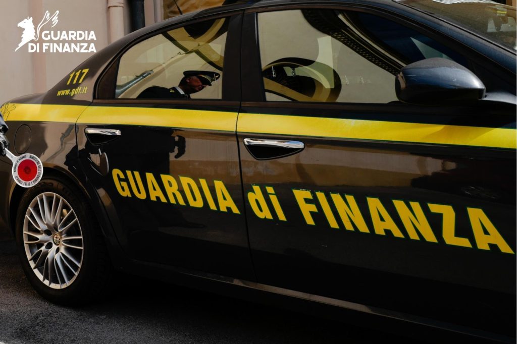 SIENA, SEQUESTRATI OLTRE 564 ARTICOLI DI HALLOWEEN SENZA MARCHIO CE